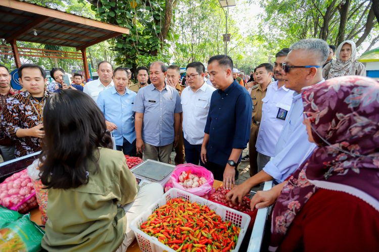 Gerakan Pangan Murah Kota Bandung, Cabai Rawit Hanya Rp70 Ribu per Kilogram!