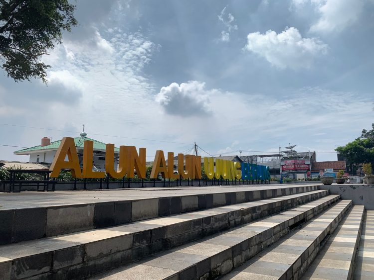 Eksplorasi Seru di Alun-alun Ujungberung