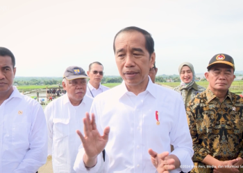 Tidak Harus Bawa Kartu Tani, Jokowi Pastikan Petani Bisa Beli Pupuk dengan KTP