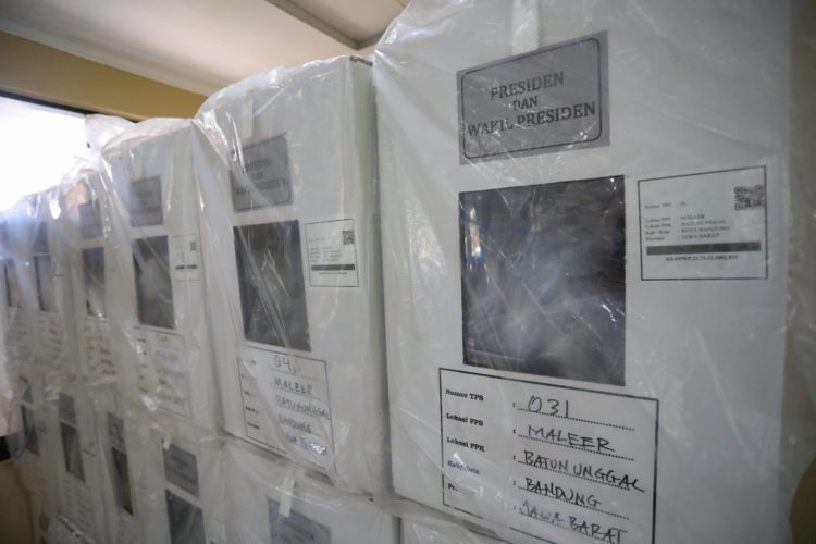 H-2 Pemilu, Pemkot Bandung Pastikan Kesiapan Logistik Aman