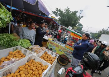 Sekda Tegaskan Jam Operasional Pasar Tumpah Sampai Pukul 06.00 WIB