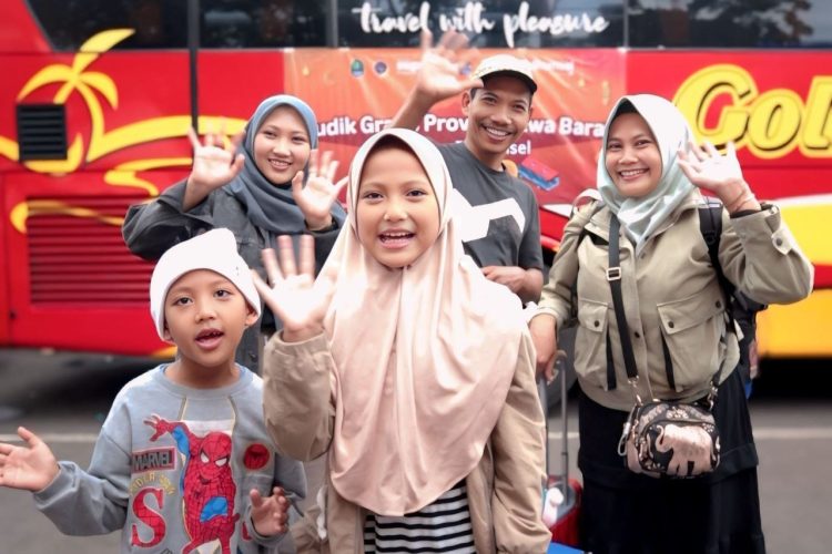 2.034 Orang Ikuti Mudik Gratis di Terminal Cicaheum