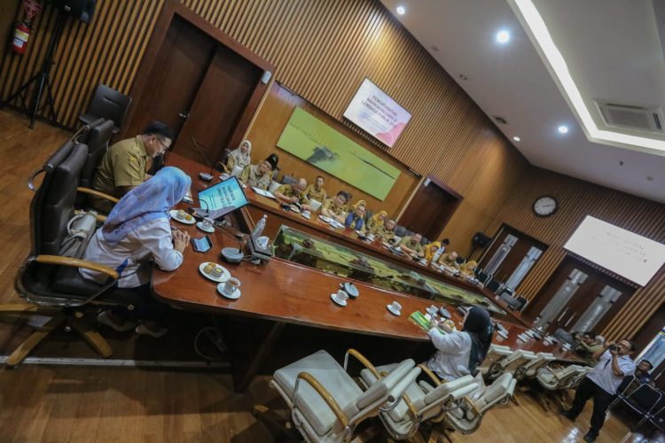 Pemkot Bandung Dorong Penggunaan Bahasa Indonesia di Ruang Publik dan Dokumen Lembaga