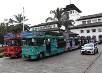 Bandros, Inovasi Sarana Wisata dan Edukasi Sejarah Kota Bandung