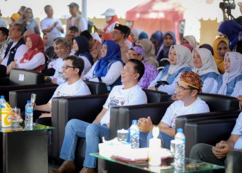 Peringati Harganas, Kota Bandung Gelar Hajatan Meriah
