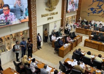 Badan Legislasi DPR Buka Peluang Kaesang Tetap Maju Pilkada, Acuhkan Putusan MK?