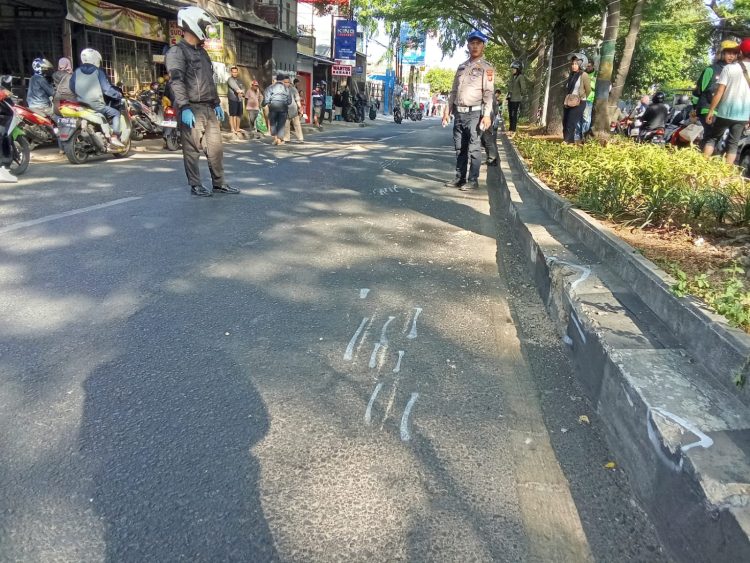 Kecelakaan Lalu Lintas di Jl. Jend. Sudirman, Bandung: Pengendara Motor Meninggal Dunia