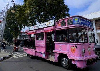 Cara Naik, Harga Tiket, dan Rute Bandros untuk Wisata Sejarah di Bandung