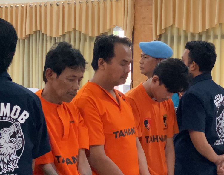 Tiga Warga Bandung Barat Ditangkap atas Pengedaran Uang Palsu
