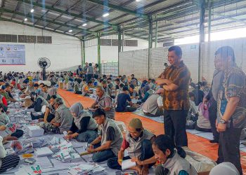 Sortir Surat Suara Pilkada 2024, Jadi Tambahan Pendapatan Warga Bandung