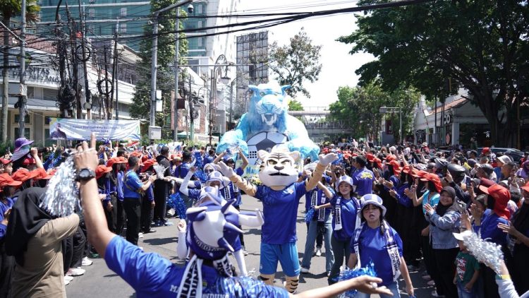 Bakesbangpol Kota Bandung Raih Juara dan Jalin Sinergi dengan Komunitas Motor