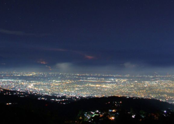 5 Spot Favorit untuk Menikmati Pesta Kembang Api Malam Tahun Baru 2025