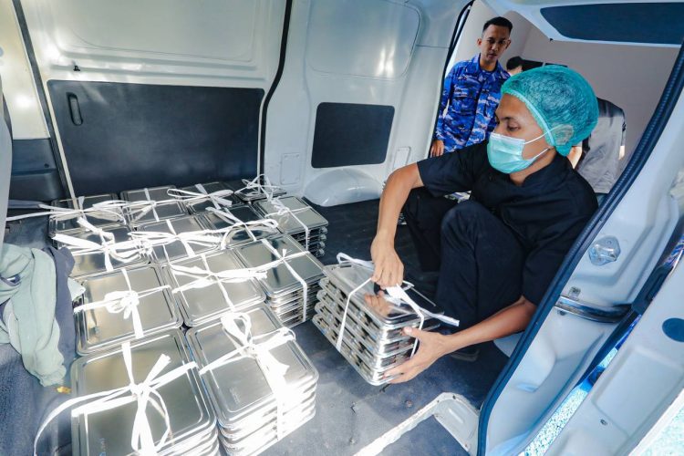 Kota Bandung Mulai Distribusikan Makan Siang Sehat dan Bergizi untuk Siswa Sekolah