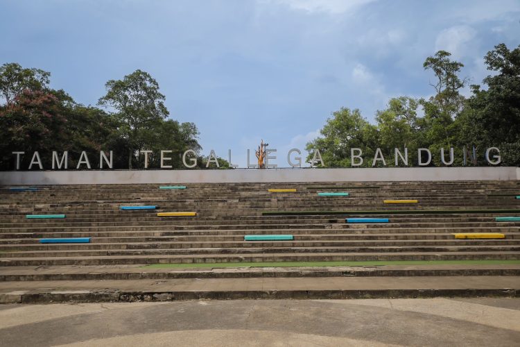 Taman Tegallega Mulai Diperbaiki Pasca Tren Koin Jagat