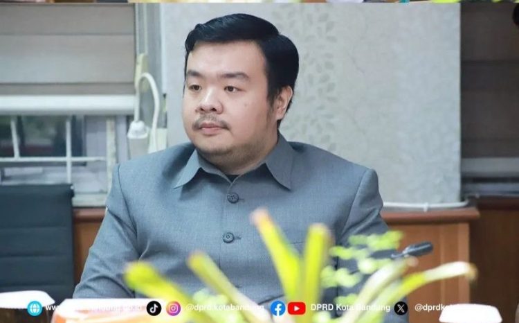 Pansus 4 Dprd Kota Bandung Sahkan Perda Pembentukan BPBD