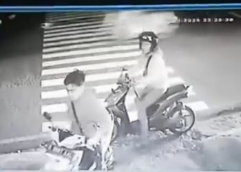 Begal Motor di Jalan Setiabudi Bandung Terekam CCTV, Korban Syok dan Kabur