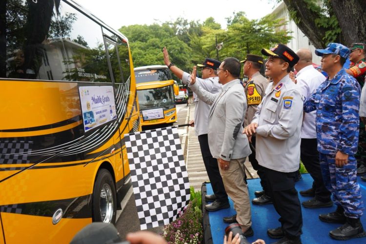 Mudik Nyaman dan Gratis, Warga Bandung Antusias Pulang Kampung