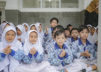 Larangan HP hingga Kendaraan Pribadi, Pemkot Bandung Siapkan Aturan Sekolah Baru