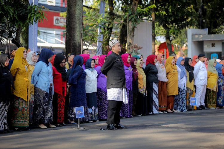 Hardiknas 2025: Farhan Sorot Reformasi Pendidikan, Guru Honorer, dan Sekolah Favorit