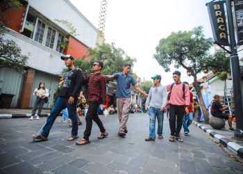 Libur Waisak, Bandung Dipadati Wisatawan: 500 Ribu Orang Diprediksi Masuk Kota