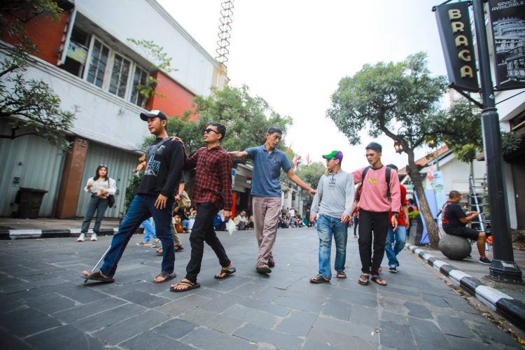 Libur Waisak, Bandung Dipadati Wisatawan: 500 Ribu Orang Diprediksi Masuk Kota