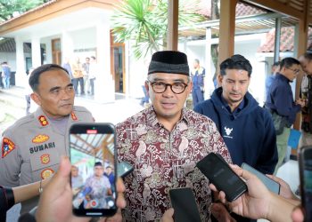 Tanggapi Gelombang PHK, Wali Kota Bandung Siapkan Program Padat Karya