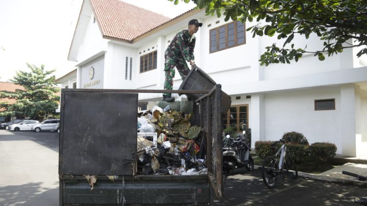 Komplek Seskoad Jadi Zona Percontohan Zero Waste di Bandung