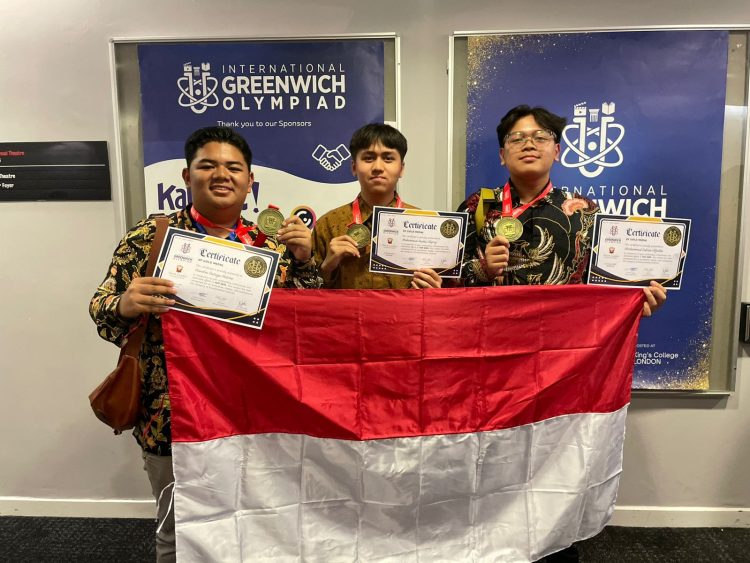 Tiga Pelajar asal Cianjur dan Bandung Raih Emas di London, Ubah Tulang Ayam Jadi Bata