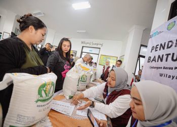 85 Ribu Warga Bandung Terima Bantuan Beras dari Pemerintah, Farhan: Jangan Disalahgunakan