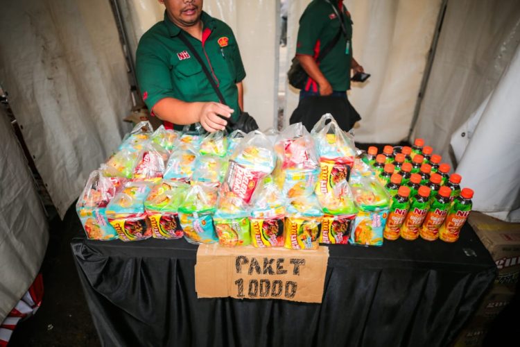 Bazar Murah di Regol: Warga Senang, UMKM Ikut Untung