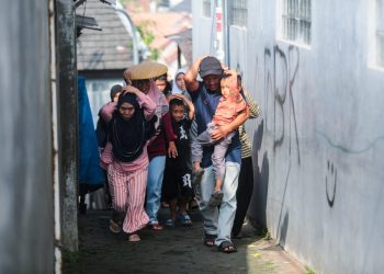 Simulasi Gempa di Sekeloa, Ratusan Warga Latihan Kesiapsiagaan Hadapi Potensi Sesar Lembang