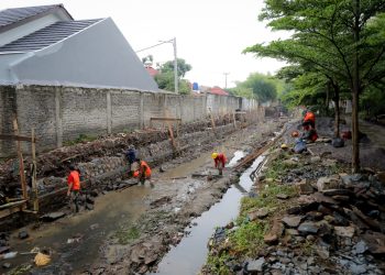 Normalisasi Sungai dan Waterfront Cidurian Jadi Solusi Antisipasi Banjir di Antapani