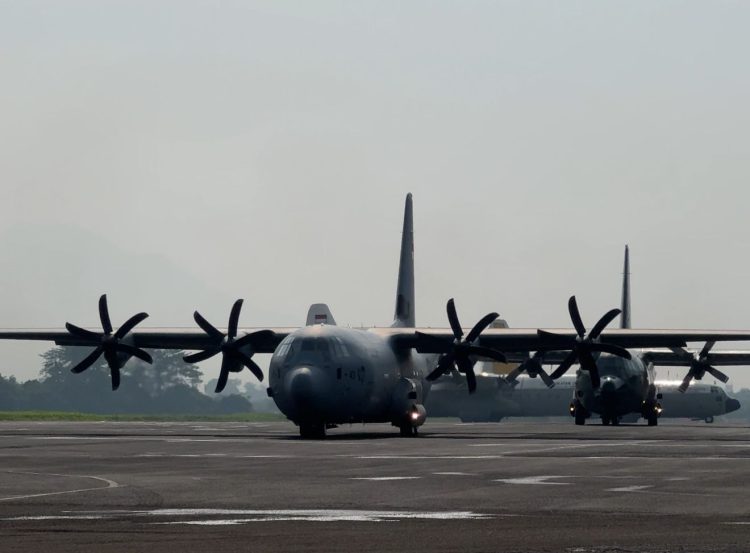 29 Pesawat Angkut Latihan di Bandung, Jelang HUT TNI ke-80 di Monas