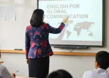 Mulai 2027, Bahasa Inggris Jadi Pelajaran Wajib di Sekolah