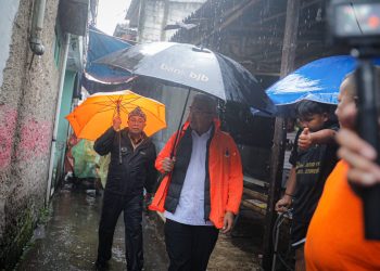 Wali Kota Bandung Sambangi Anak Disabilitas di Suka Asih, Pastikan Akses Medis hingga Rutilahu