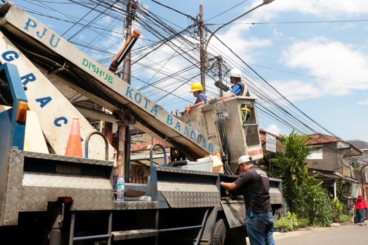 Bandung Kian Terang, Dishub Bangun 501 PJU di 2025 dan Bidik 798 Tiang pada 2026