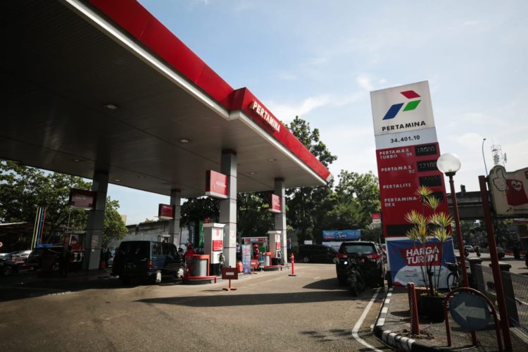 Harga BBM Subsidi Dipastikan Tidak Naik Sampai Lebaran, Stok Energi Nasional Aman