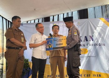 Warga Caringin Patungan Berangkatkan Satlinmas Umrah, Program “Cau Asak” Dapat Apresiasi