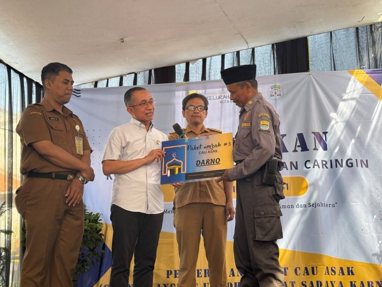 Warga Caringin Patungan Berangkatkan Satlinmas Umrah, Program “Cau Asak” Dapat Apresiasi
