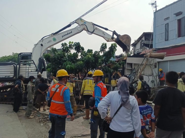 Jalan Terusan Pasirkoja Ditata, Ratusan Bangunan Liar Mulai Dibongkar