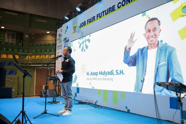 Program yang Bantu Warga Dapat Kerja Siap Diperkuat