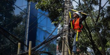 Penurunan Kabel Udara di 85 Ruas Jalan Kota Bandung Ditargetkan Rampung Akhir 2026