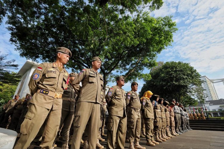 Satpol PP Kota Bandung Gencarkan Patroli dan Operasi Ketertiban, Ribuan Miras Ilegal Disita
