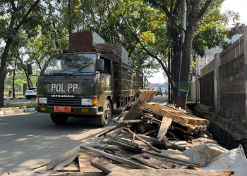 Usai Tertibkan 57 Bangunan Liar di Jalan Ibrahim Adjie, Pasar Tumpah Kiaracondong Jadi Sasaran Berikutnya